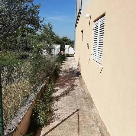 Apartment With Parking Space Tkon, Pasman - 9713 Tkon