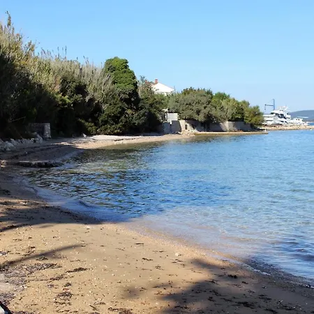 아파트 With Parking Space Tkon, Pasman - 9713