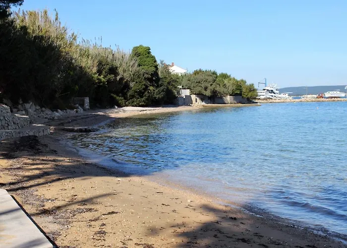 شقة With Parking Space Tkon, Pasman - 9713