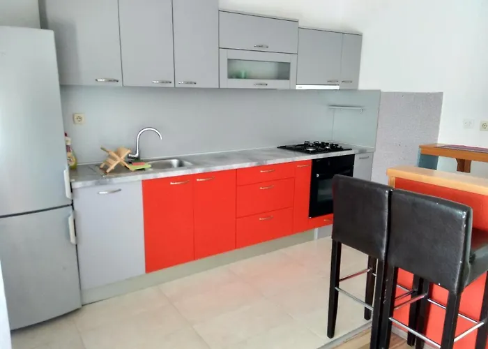 With Parking Space Tkon, Pasman - 9713 Apartamento