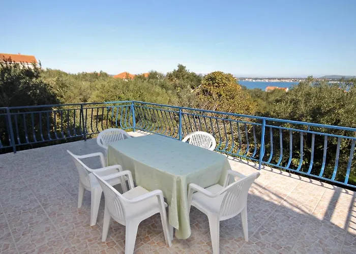 Apartamento With Parking Space Tkon, Pasman - 9713 *