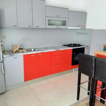 With Parking Space Tkon, Pasman - 9713 Apartamento