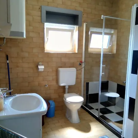 With Parking Space Tkon, Pasman - 9713